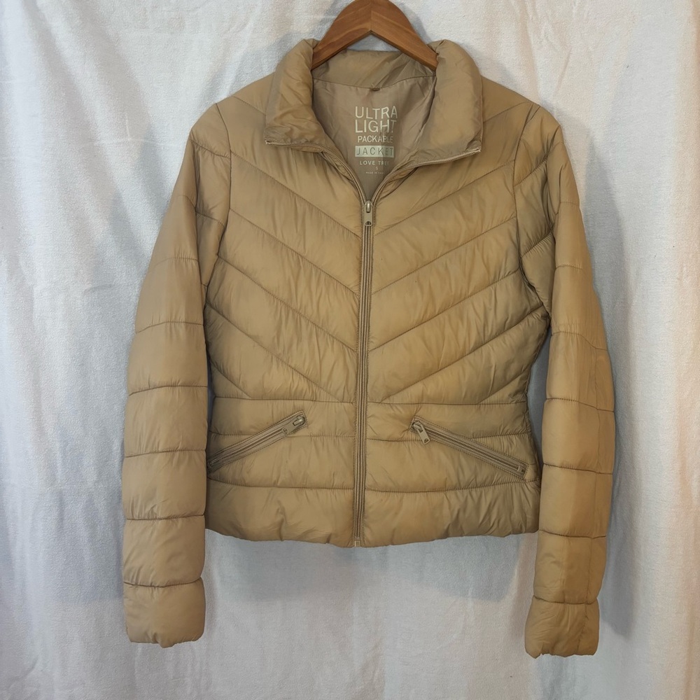 Love Tree Women's Ultra Light Packable‎ Jacket Size Small Tan Puffer Full Zip